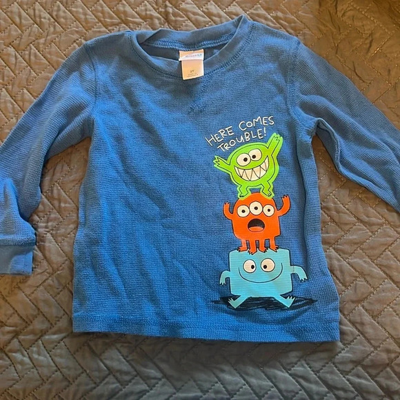 Circo Other - Circo 2T waffle knit long sleeve t-shirt